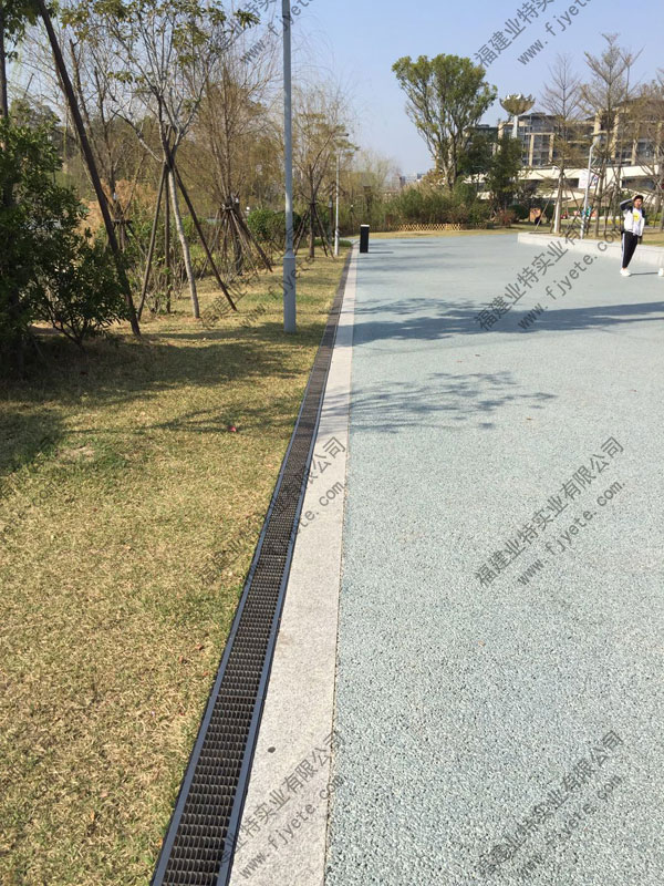 树脂混凝土成品排水沟案例图