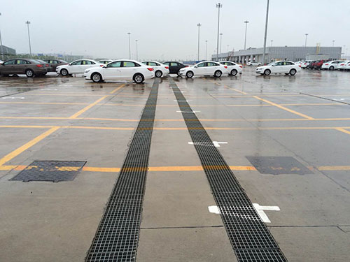 地面排水沟双沟体效果图