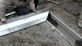 成品排水沟弯道处理