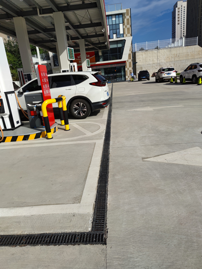 树脂成品排水沟加油站案例