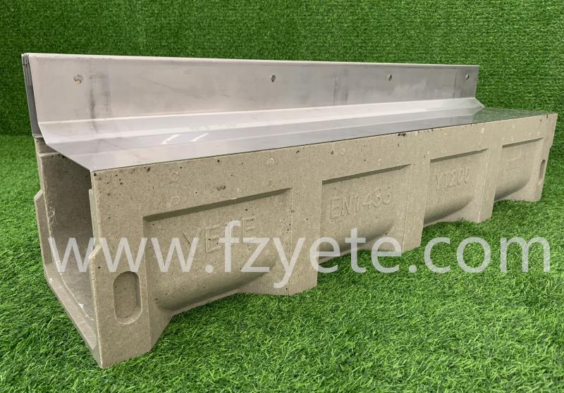 城市缝隙式排水沟盖板的选用